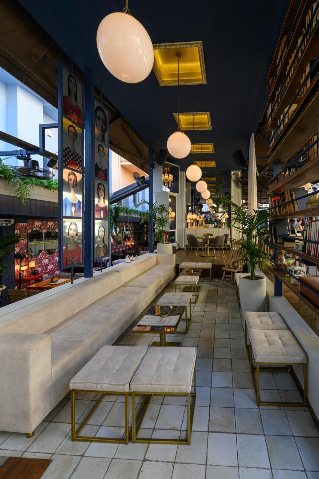 Blueblood - The Rooms Kalamata Bagian luar foto