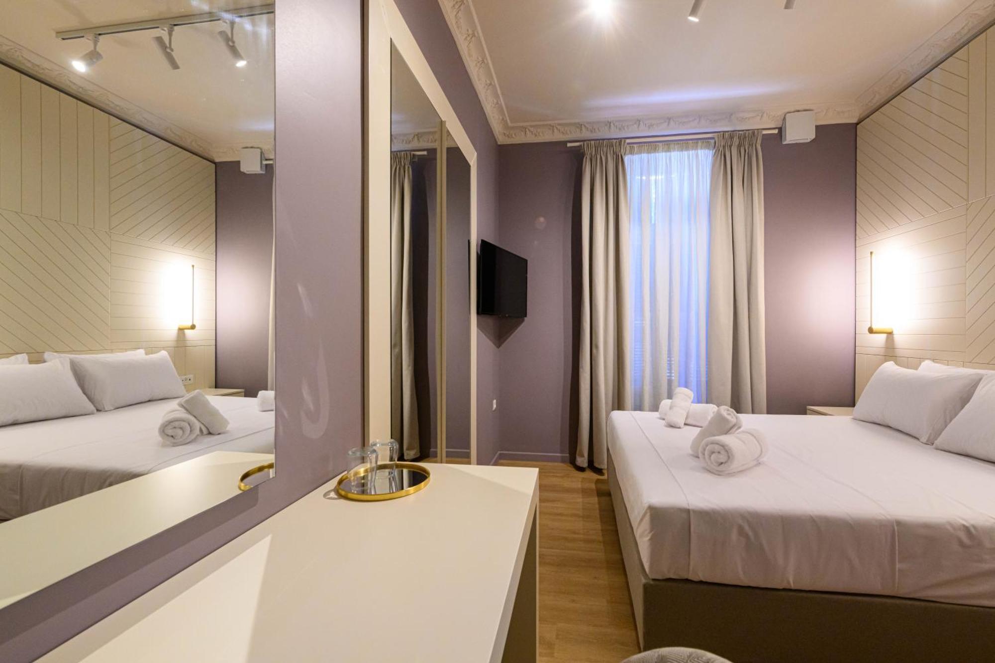 Blueblood - The Rooms Kalamata Bagian luar foto