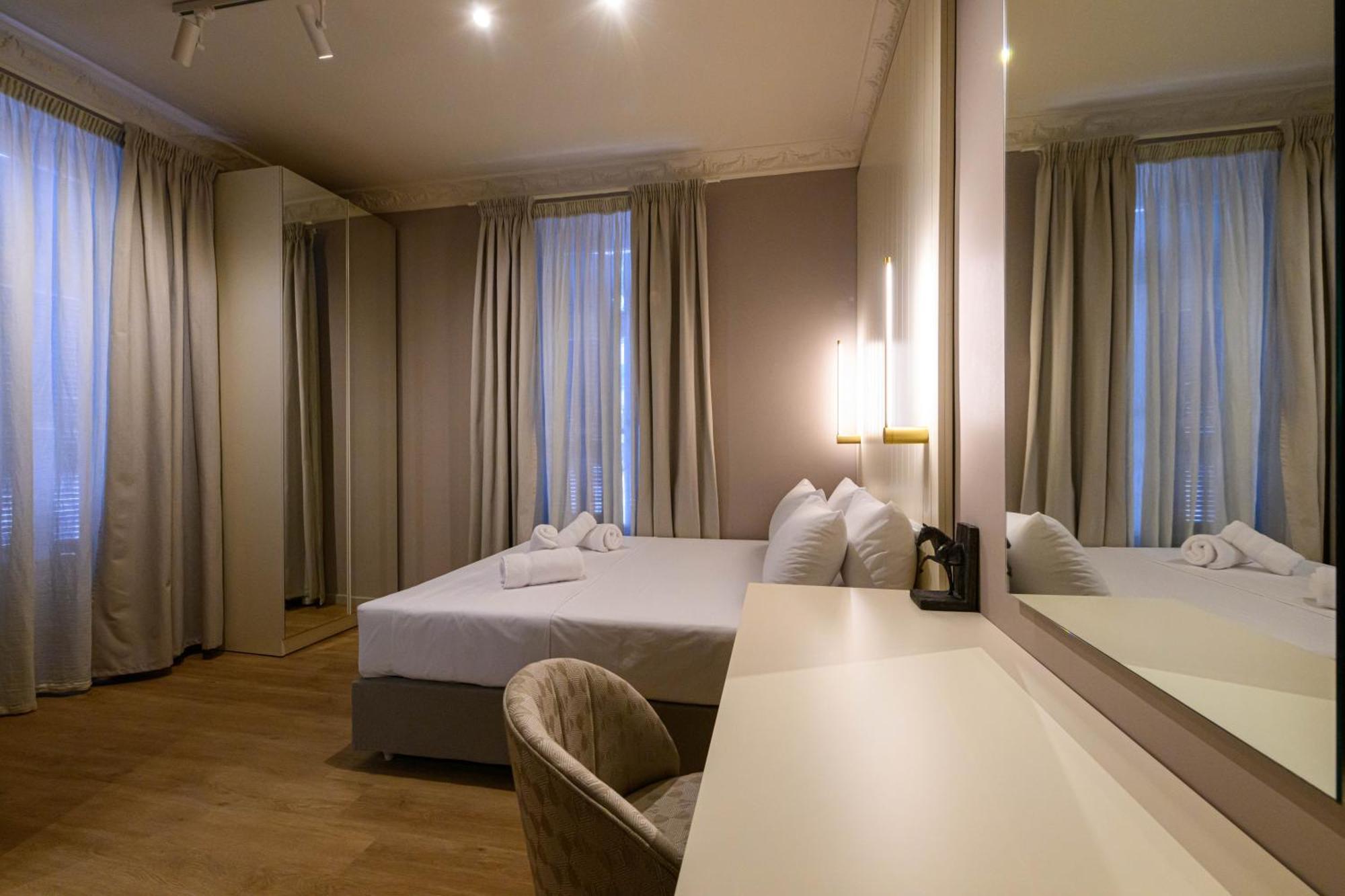 Blueblood - The Rooms Kalamata Bagian luar foto